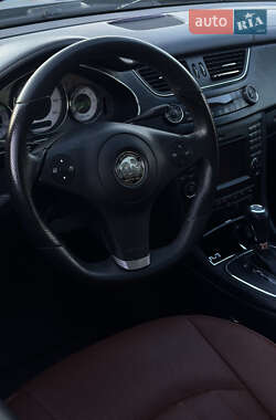 Купе Mercedes-Benz CLS-Class 2010 в 