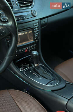 Купе Mercedes-Benz CLS-Class 2010 в 