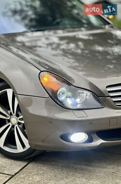 Купе Mercedes-Benz CLS-Class 2008 в 