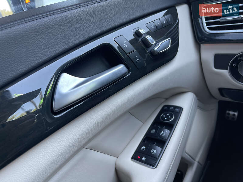 Седан Mercedes-Benz CLS-Class 2014 в Одесі