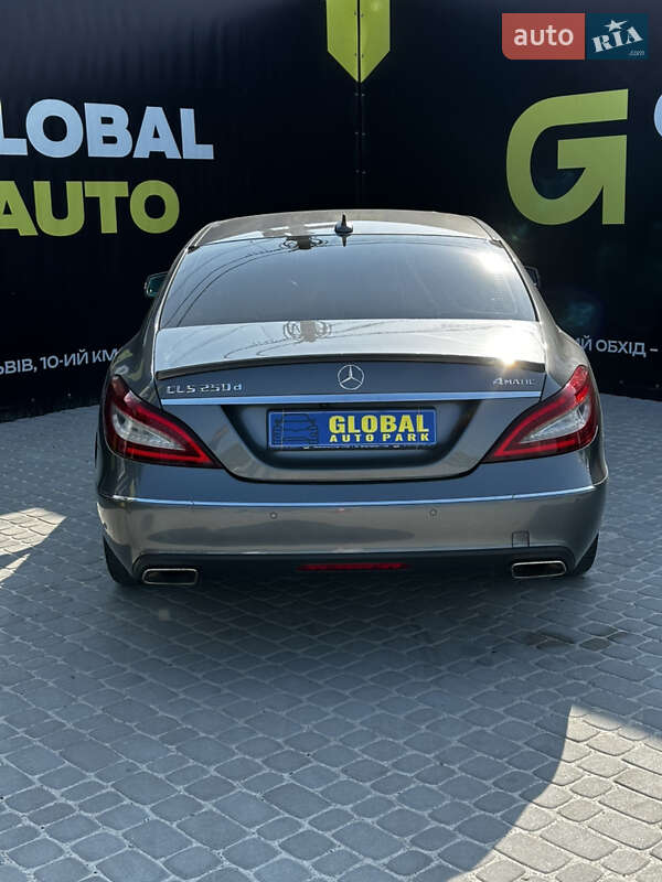 Седан Mercedes-Benz CLS-Class 2016 в Львове