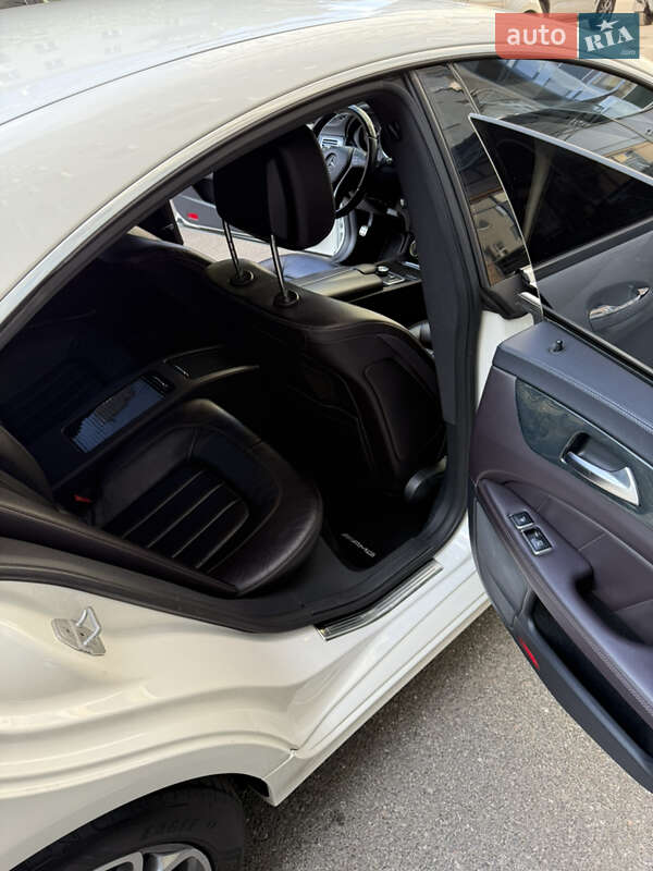 Седан Mercedes-Benz CLS-Class 2013 в Киеве