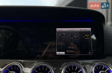 Купе Mercedes-Benz CLS-Class 2018 в 