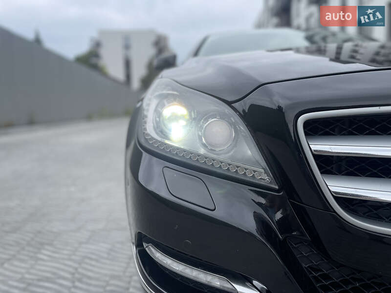 Седан Mercedes-Benz CLS-Class 2012 в Львове