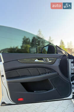 Седан Mercedes-Benz CLS-Class 2015 в 