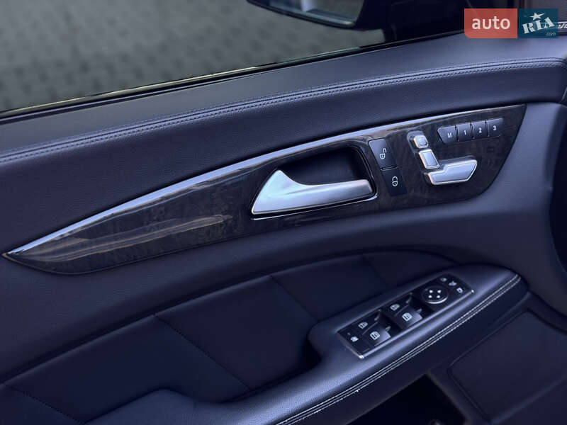 Купе Mercedes-Benz CLS-Class 2010 в Надворной