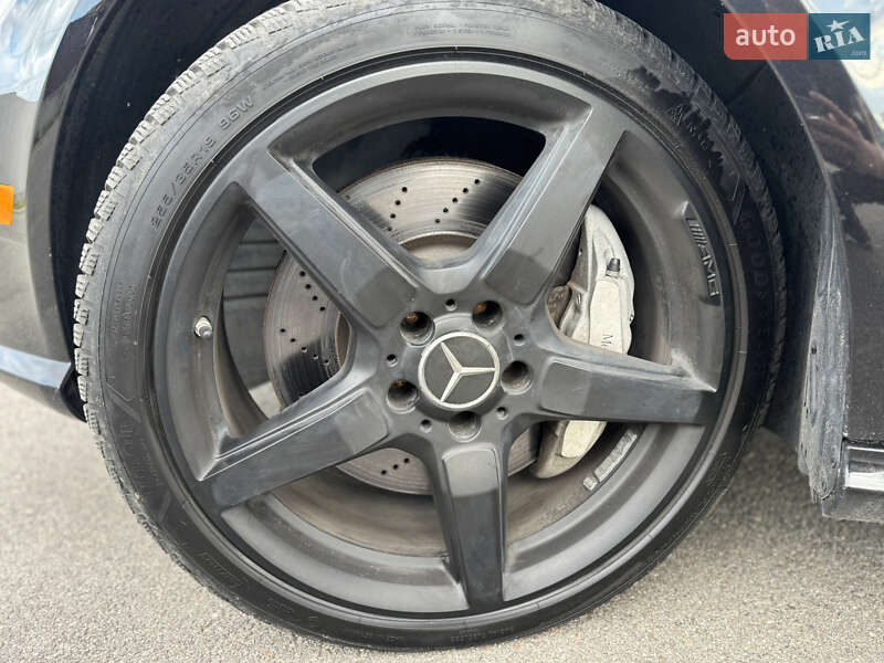 Седан Mercedes-Benz CLS-Class 2012 в Києві