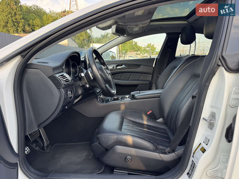 Седан Mercedes-Benz CLS-Class 2015 в Києві