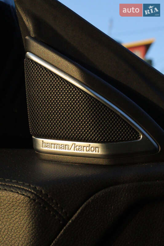 Седан Mercedes-Benz CLS-Class 2012 в Чернівцях