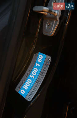 Седан Mercedes-Benz CLS-Class 2012 в 