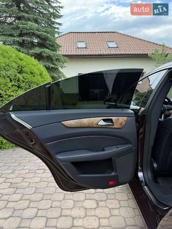 Седан Mercedes-Benz CLS-Class 2012 в Києві