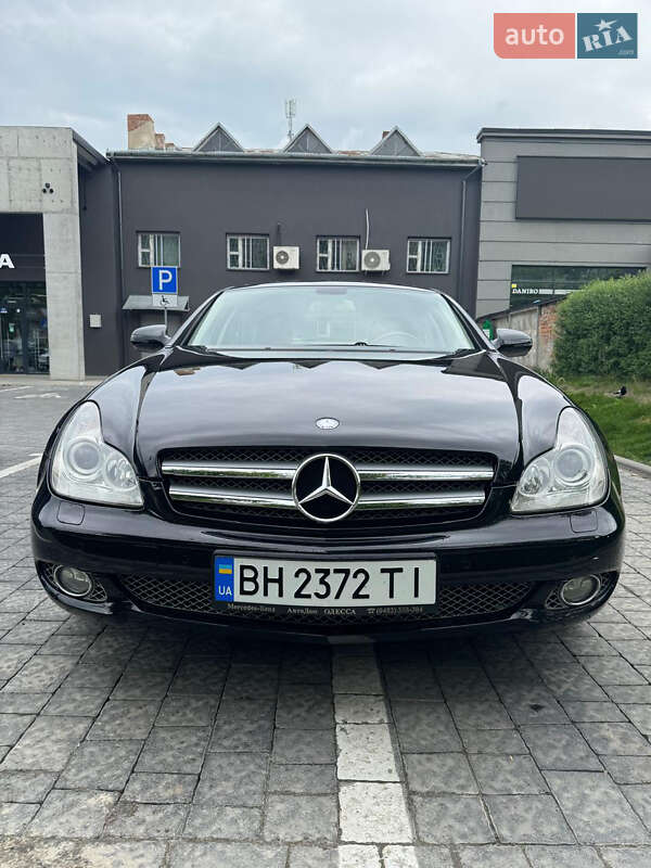 Купе Mercedes-Benz CLS-Class 2009 в 