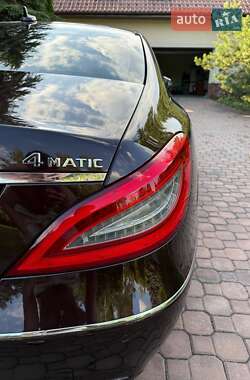 Седан Mercedes-Benz CLS-Class 2012 в 