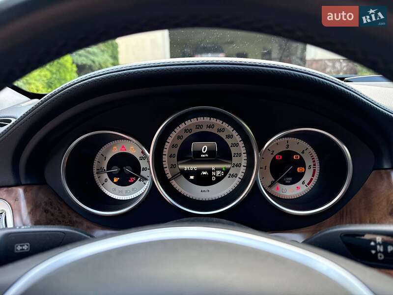 Седан Mercedes-Benz CLS-Class 2012 в Києві