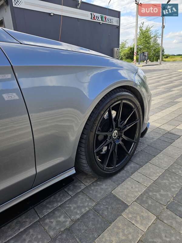 Седан Mercedes-Benz CLS-Class 2011 в Львове