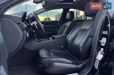Седан Mercedes-Benz CLS-Class 2014 в 