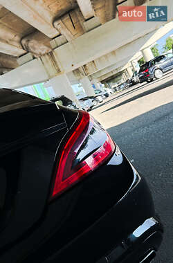 Седан Mercedes-Benz CLS-Class 2011 в 