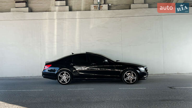 Седан Mercedes-Benz CLS-Class 2011 в Тернополе фото 44 Седан Mercedes-Benz CLS-Class 2011 в Тернополе
