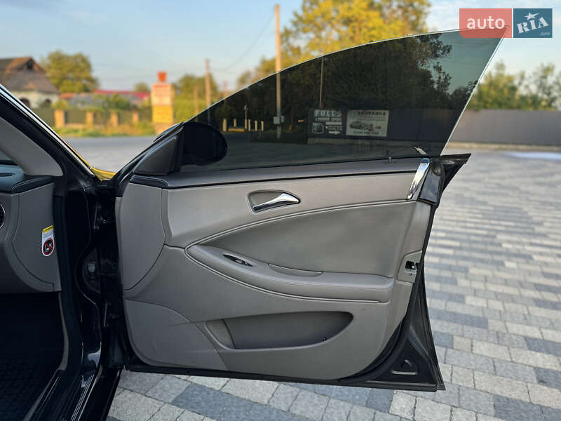 Купе Mercedes-Benz CLS-Class 2006 в Сваляві