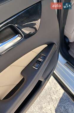 Седан Mercedes-Benz CLS-Class 2011 в 