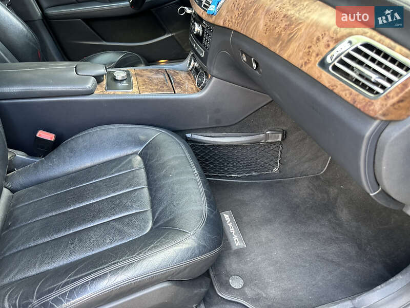 Седан Mercedes-Benz CLS-Class 2012 в Львове
