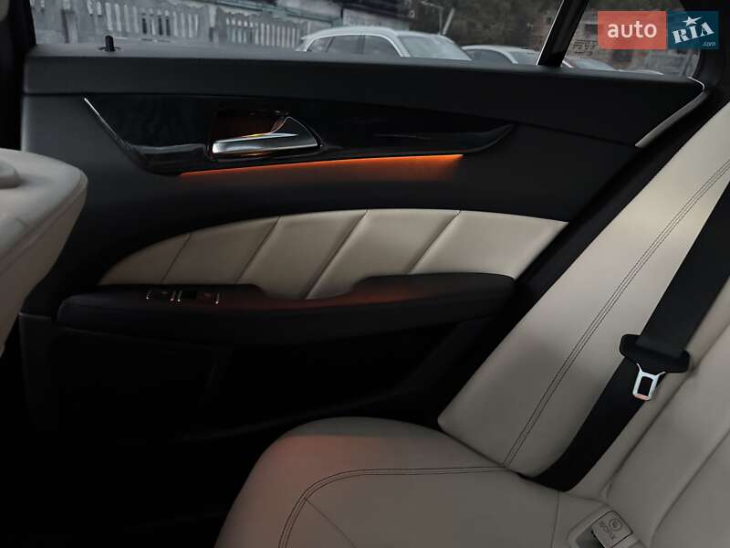 Седан Mercedes-Benz CLS-Class 2011 в Тернополе