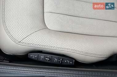 Седан Mercedes-Benz CLS-Class 2011 в 
