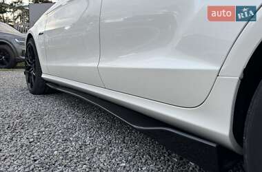 Седан Mercedes-Benz CLS-Class 2011 в 
