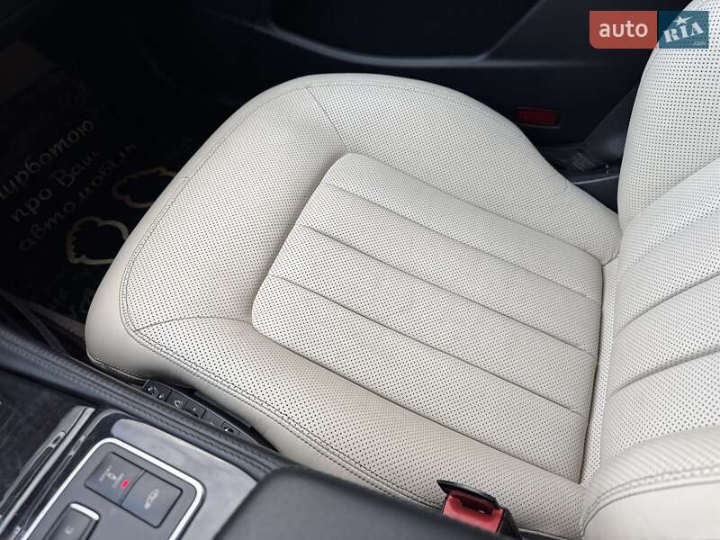 Седан Mercedes-Benz CLS-Class 2011 в Тернополе
