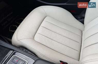 Седан Mercedes-Benz CLS-Class 2011 в 