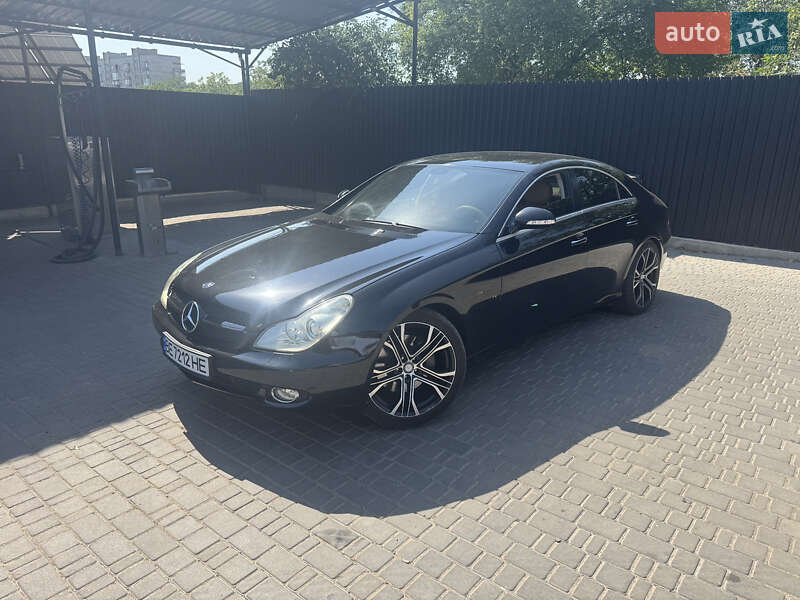 Mercedes-Benz CLS-Class 2005