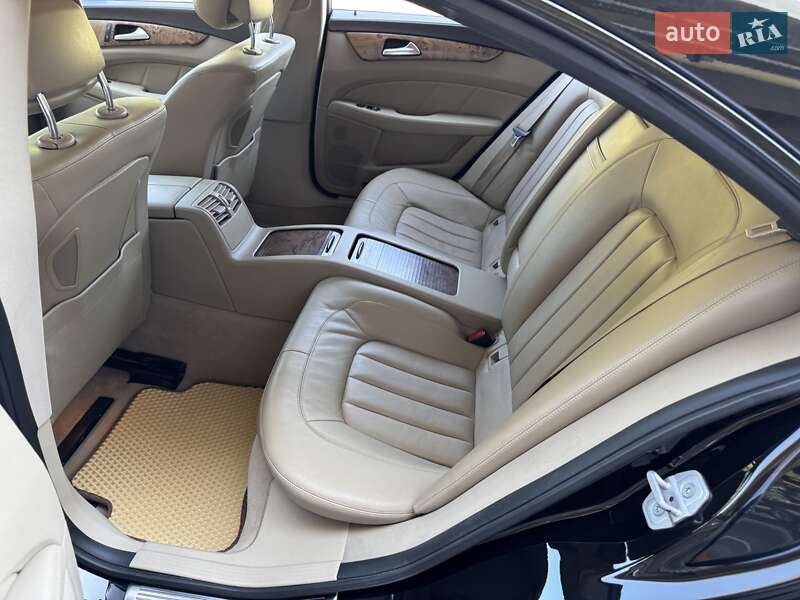 Седан Mercedes-Benz CLS-Class 2012 в Киеве