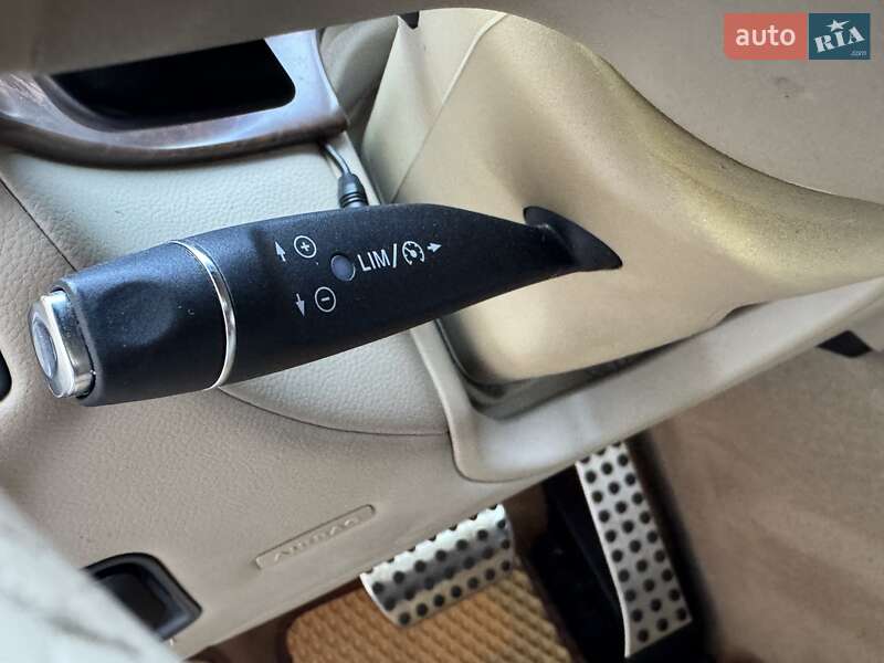 Седан Mercedes-Benz CLS-Class 2012 в Киеве