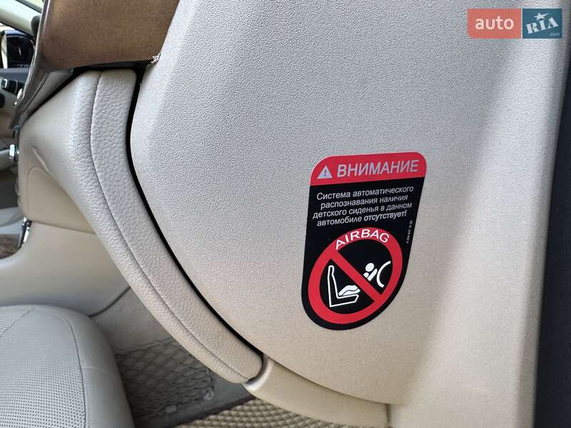 Седан Mercedes-Benz CLS-Class 2012 в Киеве