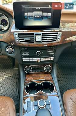 Седан Mercedes-Benz CLS-Class 2015 в 