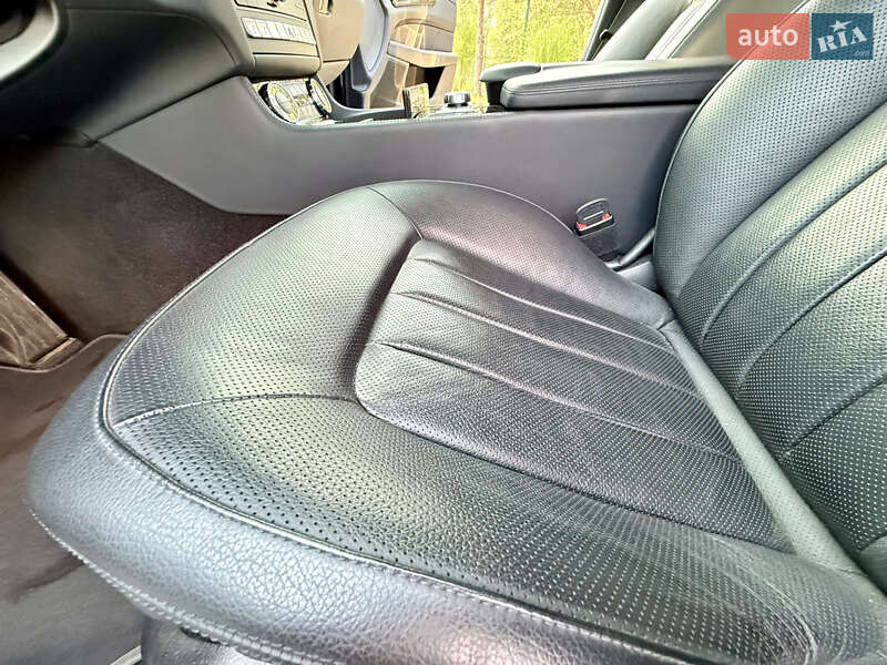 Седан Mercedes-Benz CLS-Class 2015 в Рівному