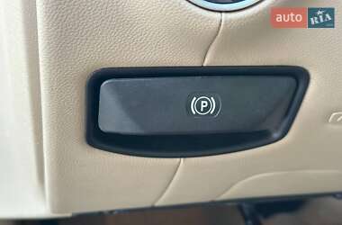 Седан Mercedes-Benz CLS-Class 2012 в 