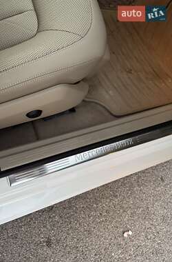 Седан Mercedes-Benz CLS-Class 2012 в 