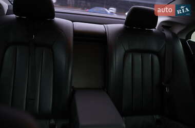 Седан Mercedes-Benz CLS-Class 2011 в 