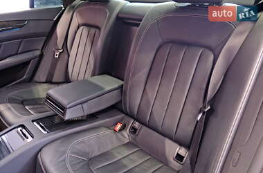 Седан Mercedes-Benz CLS-Class 2012 в 
