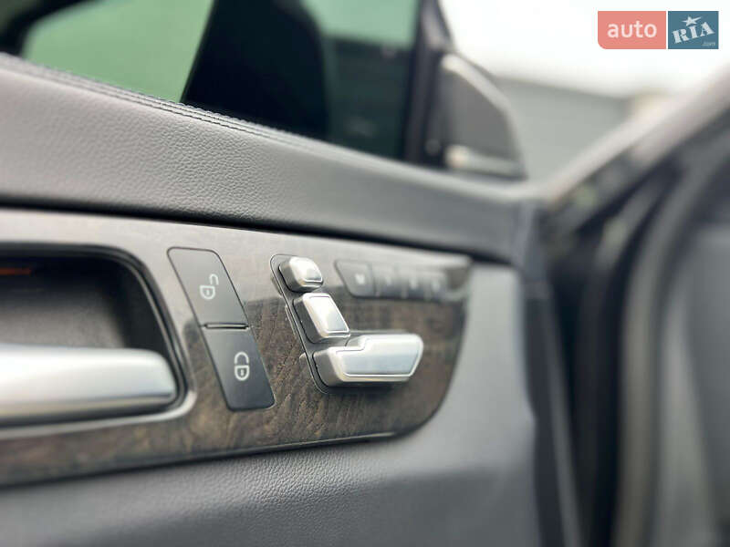 Седан Mercedes-Benz CLS-Class 2010 в Ковеле