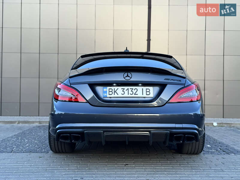 Седан Mercedes-Benz CLS-Class 2014 в Дубні