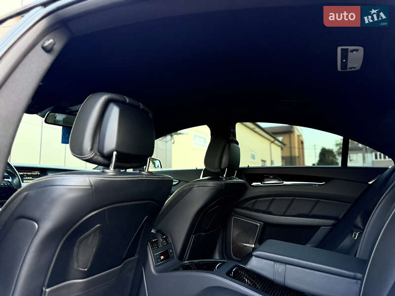 Седан Mercedes-Benz CLS-Class 2014 в Дубні
