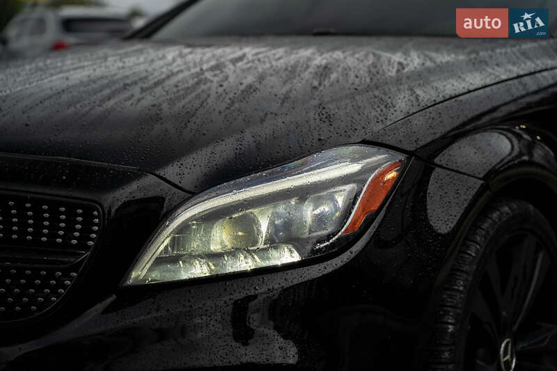 Седан Mercedes-Benz CLS-Class 2015 в Чернівцях