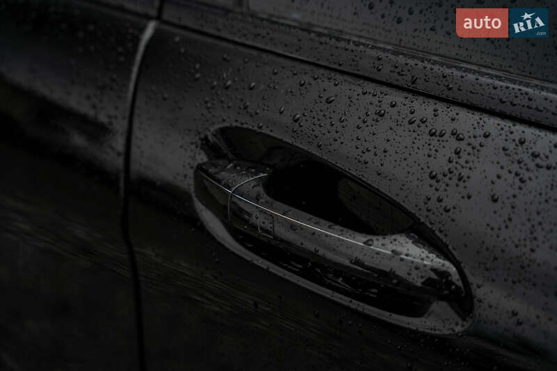 Седан Mercedes-Benz CLS-Class 2015 в Чернівцях