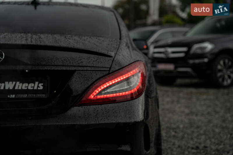 Седан Mercedes-Benz CLS-Class 2015 в Чернівцях