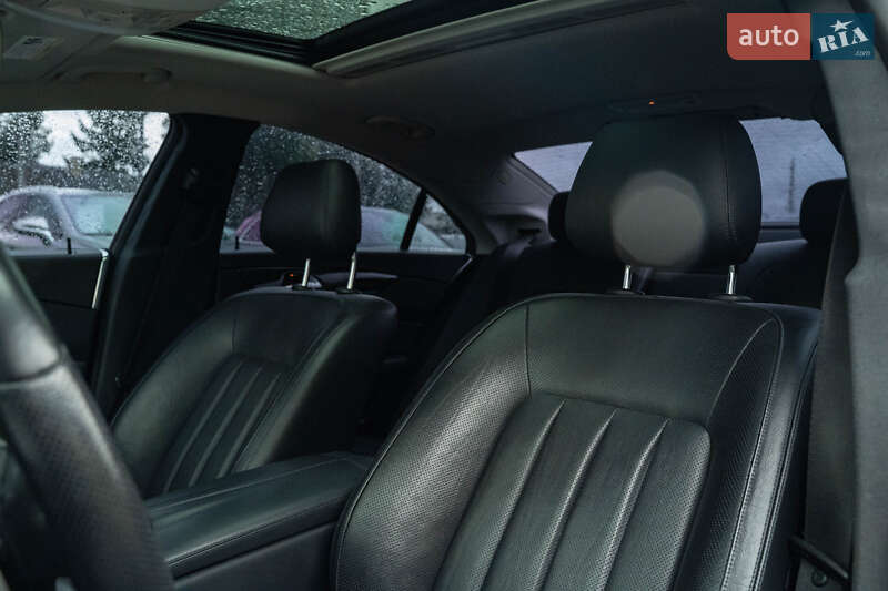 Седан Mercedes-Benz CLS-Class 2015 в Чернівцях