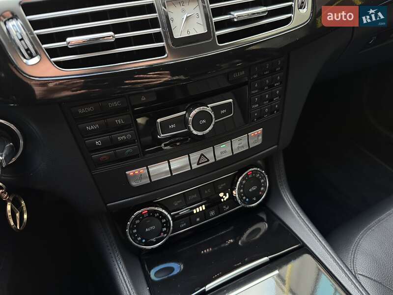 Седан Mercedes-Benz CLS-Class 2013 в Киеве фото 30 Седан Mercedes-Benz CLS-Class 2013 в Киеве