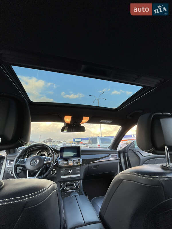 Седан Mercedes-Benz CLS-Class 2015 в Чернівцях