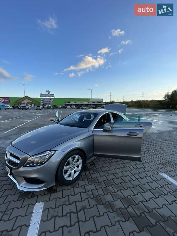 Седан Mercedes-Benz CLS-Class 2015 в Чернівцях